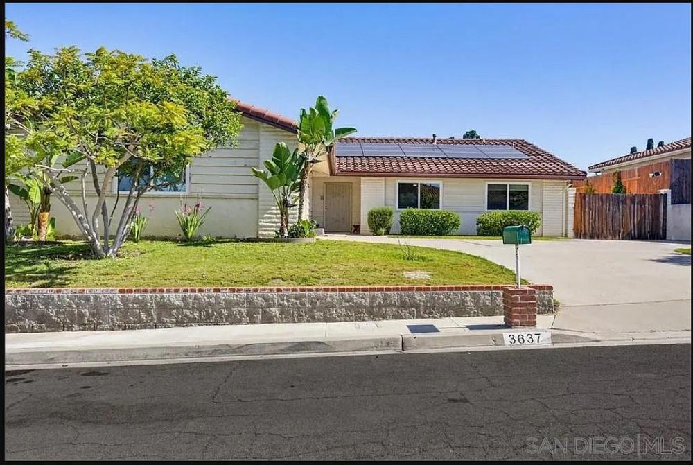 3637 Filly Ln